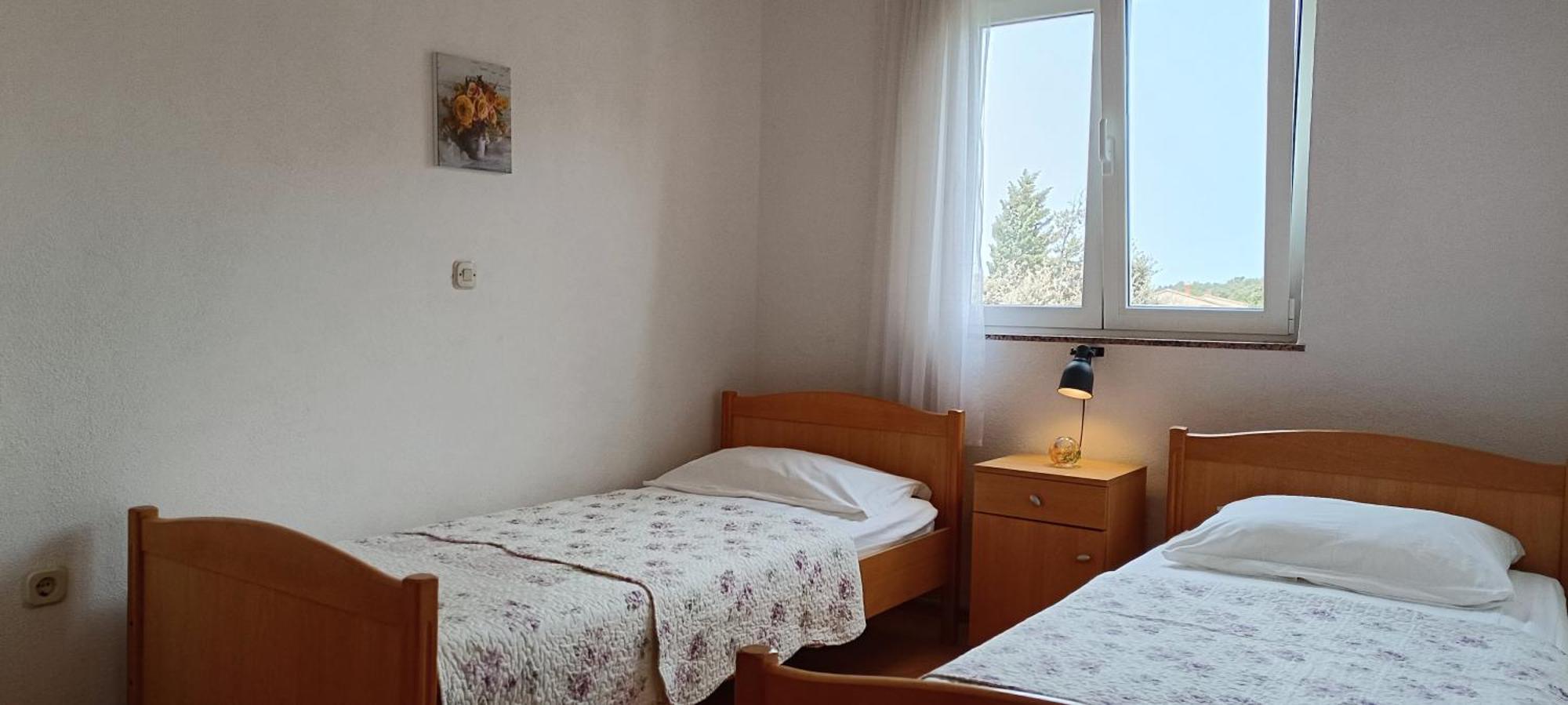 Apartments Roko Lalin Pakostane Exterior photo