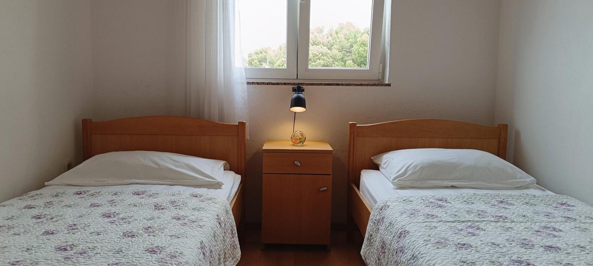Apartments Roko Lalin Pakostane Exterior photo